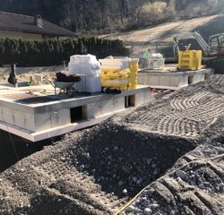 Baustelle und Rohbau der Keller des Projektes in Inzing